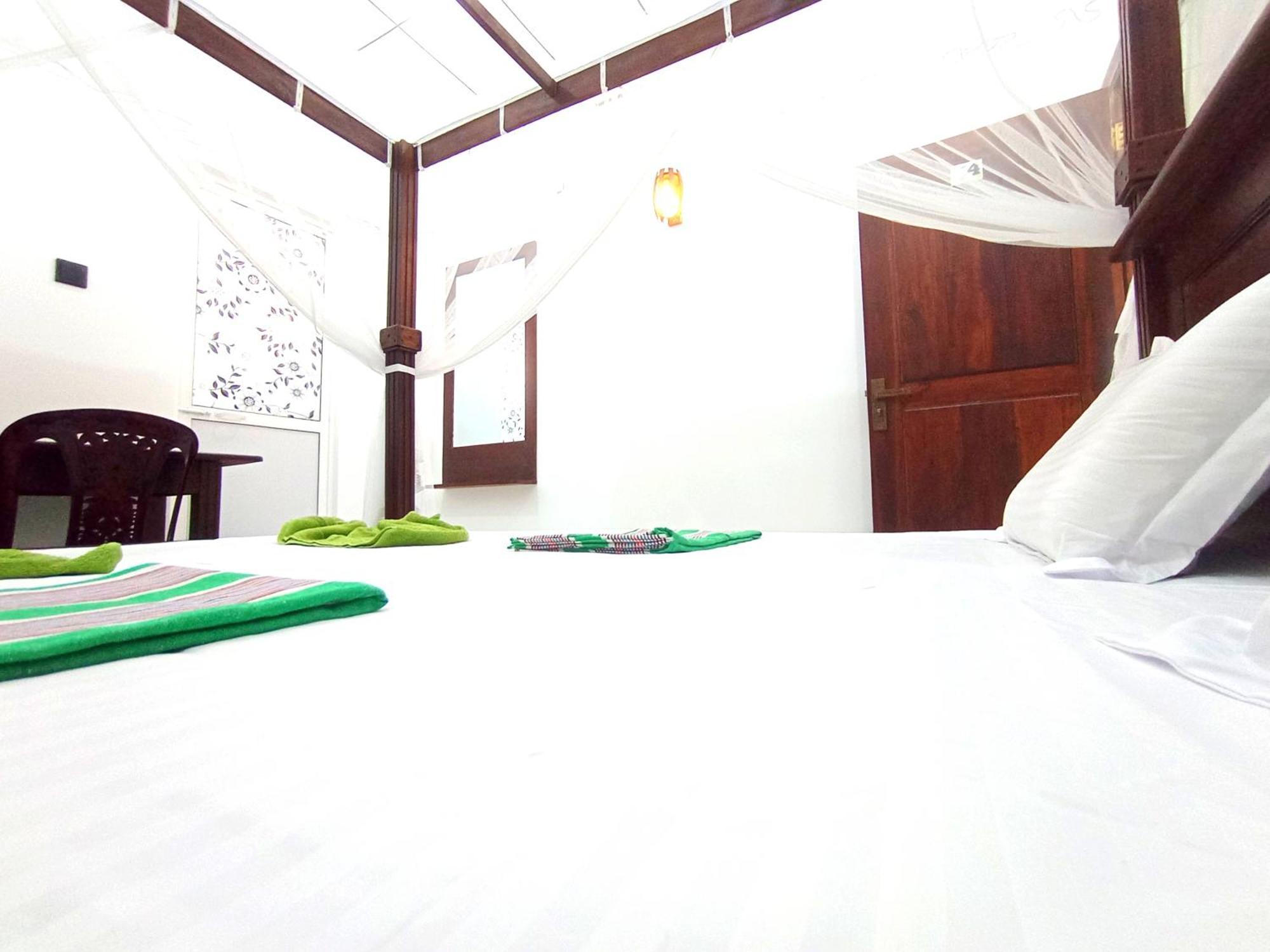 Amal Guest House Mirissa Exterior foto